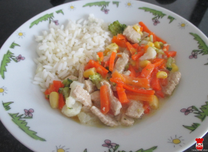 Bravčové rezance so zeleninou a ryžou