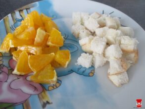 Chlieb s maslom a pomarančom