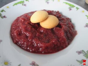 Domáca čerešňovo-jablková výživa