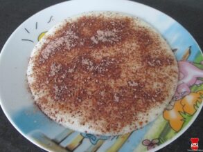 Krupicová kaša so škoricou a grankom