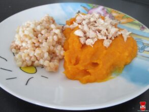 Kuracie mäso s hustou zeleninovou omáčkou a tarhoňou