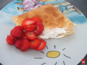 Palacinka plnená domácim pribináčikom