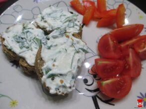 Ricottovo-rukolová nátierka