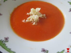 Polievka z pečených paradajok